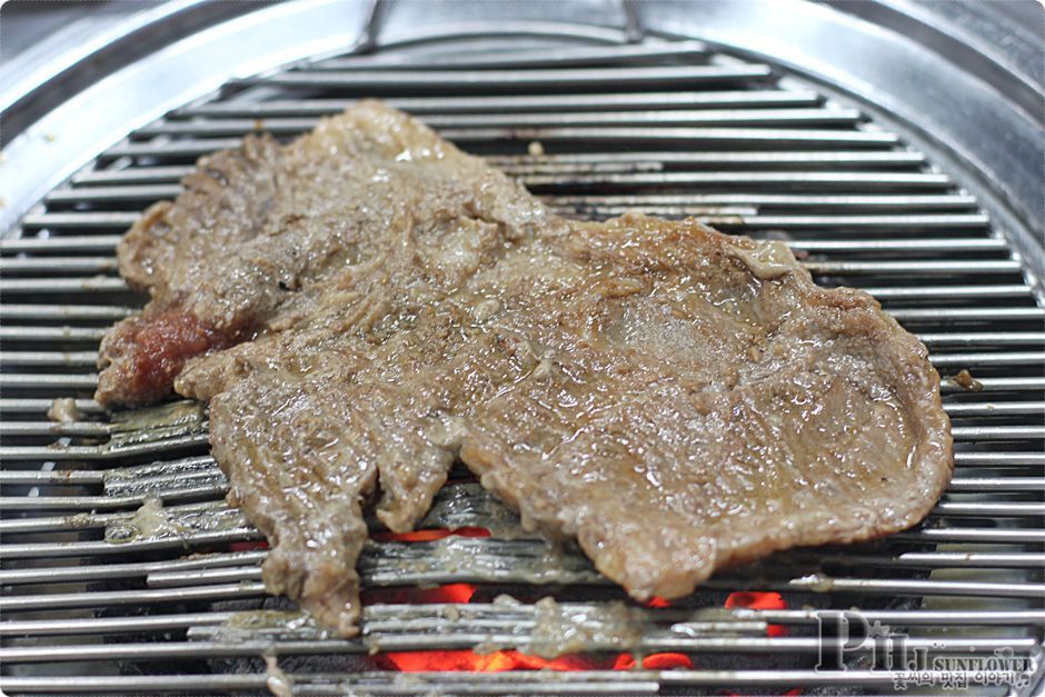 신당맛집/중구맛집-연탄불에 구워 더욱더 맛있는 등갈비의 맛집을 가보니..-연탄창고