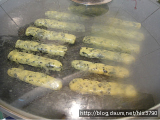 <NO오븐> 김밥싸고 남은 김으로  검은깨김쿠키*^^*