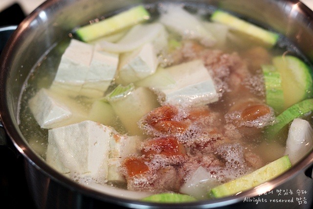 명란젓두부찌개!! 양보할 수 없을만큼 맛있어~