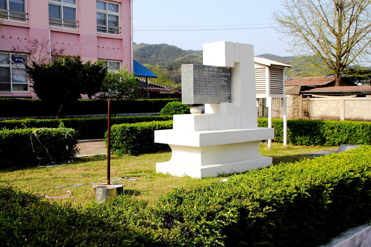 더블클릭을 하시면 이미지를 수정할 수 있습니다