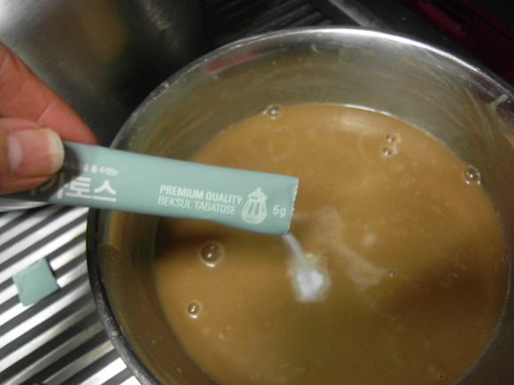 더블클릭을 하시면 이미지를 수정할 수 있습니다