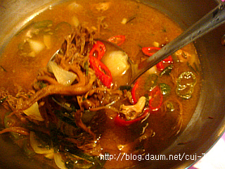 보글보글~별미 버섯 된장 국