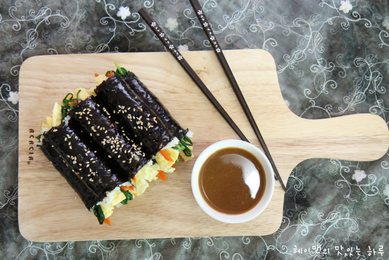 한번 맛보면 중독되는 마약김밥 만들기~ - 10만개의 레시피, 메뉴판키친 요리판