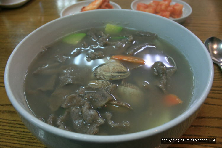 [성북동 맛집] 공중파 방송 취재도 거절했다는 이곳, 음식 맛 놀라워 - 성북동 지역 추천맛집 성북동 누룽지백숙 후기