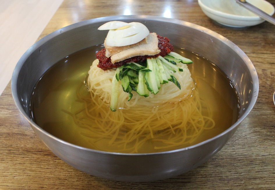 삼정밀면 이미지