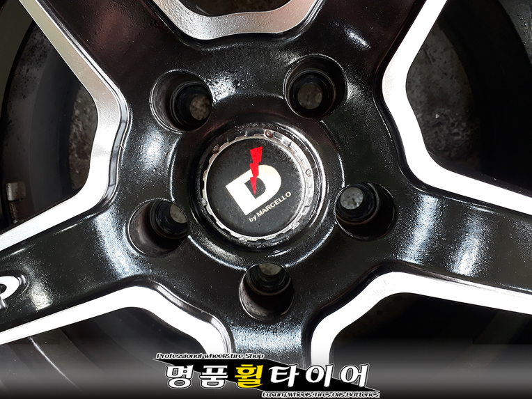 전주명품휠타이어 마르셀로 드릴 15인치 블랙폴리쉬 중고 사제휠 15인치타이어 엔진오일전문 자동차휠
