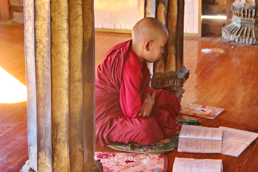 쉐양삐 수도원(Shwe Yan Pyay Monasstery)-1