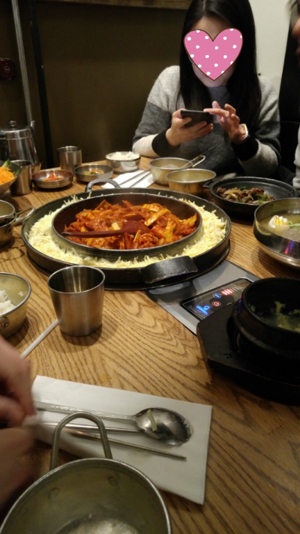 목요일에 싼 김밥과 며느리 생일모임