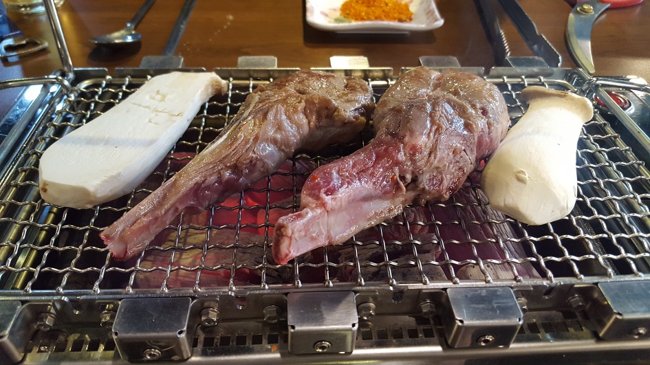 항방양육관 이미지