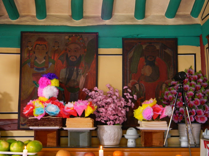 서울 도심 속의 조촐한 민간 신앙의 현장, 행당동 아기씨당 ~~ (아기씨당굿, 아기씨당 무신도, 5층석탑)