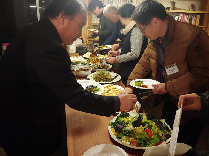 퍼스트 펭귄처럼, 2018년 재가결사 송년회